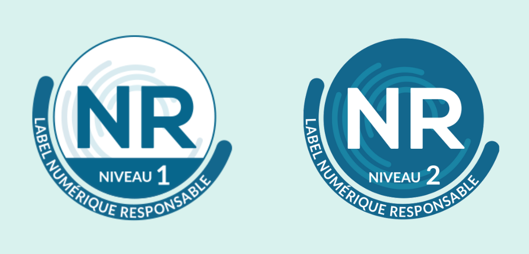 Logos officiels du label Numérique Responsable niveau 1 et niveau 2, attestant de l’engagement des organisations pour un numérique durable