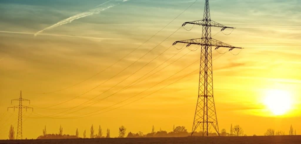audit énergétique : image d'un pylone électrique